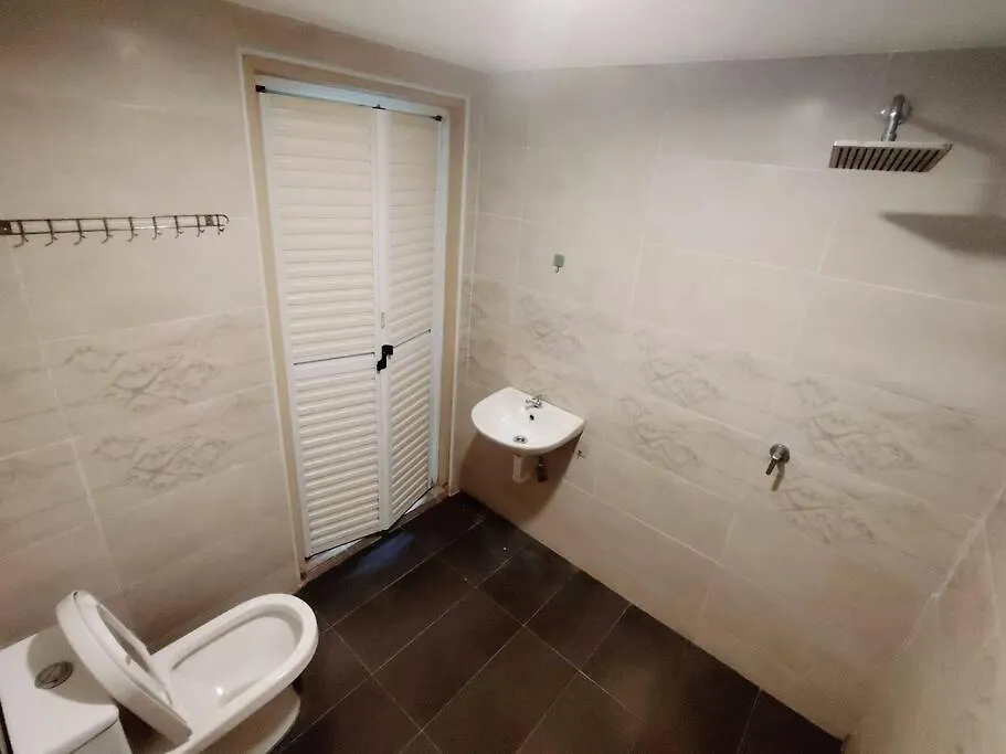 Ipoh Botani Nadya 3Storey 5Br 19 Pax Malaysia
